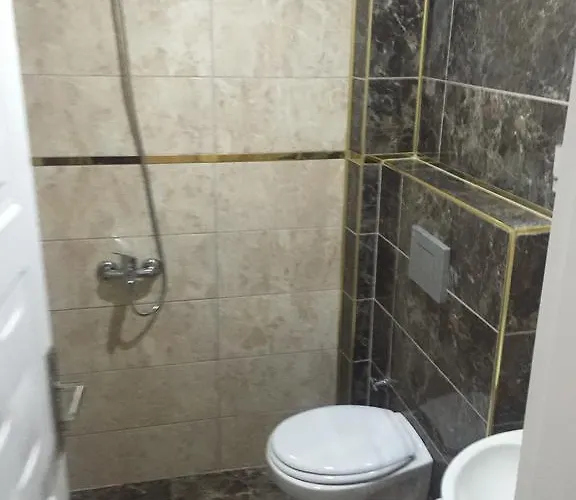 Ustun Apart ホテル *