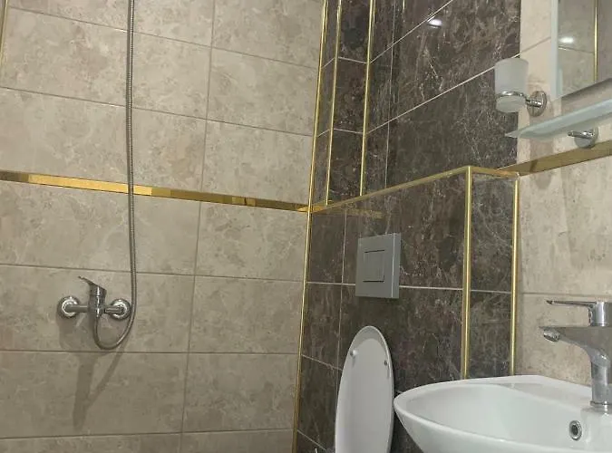 ホテル Ustun Apart *